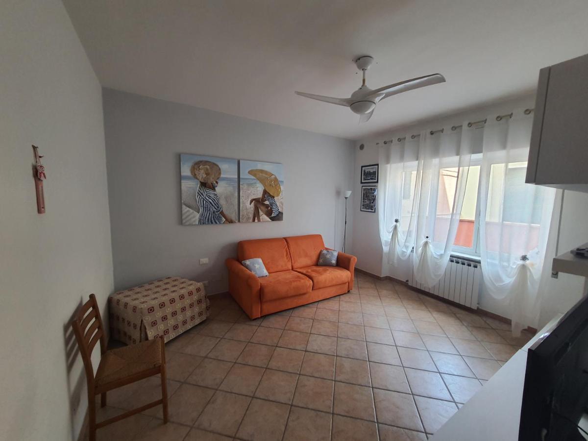 Appartamento In Centro A 30M Dal Mare Spotorno Kültér fotó